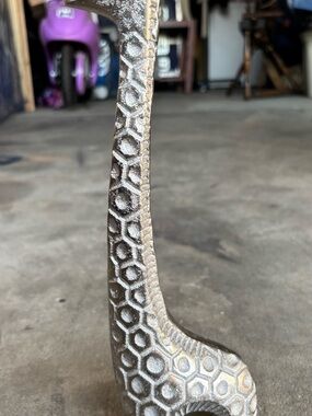 Metal Giraffe Figurine Decorative Accent in Silver